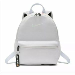 nike brasilia backpack 11l